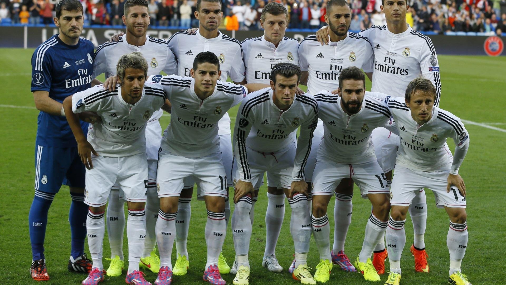 自动裁判和数据分析结合，比赛公平公正更上一层楼，自动裁判军旗